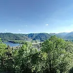 Du Trappeur Chalet Chambon-sur-Lac